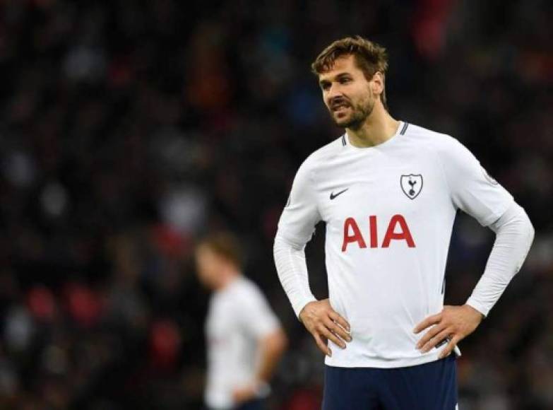 Fernando Llorente: El delantero cuenta con pocos minutos en el Tottenham y el Athletic Bilbao está interesado en sus servicios.