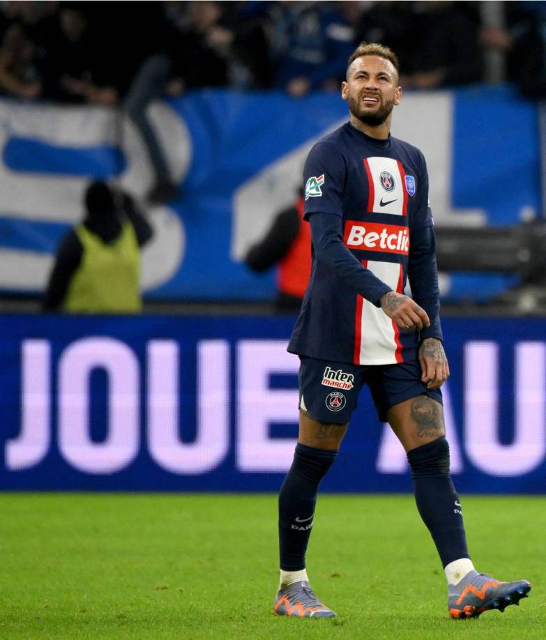 Neymar volvió al once inicial, una vez recuperado de una lesión.