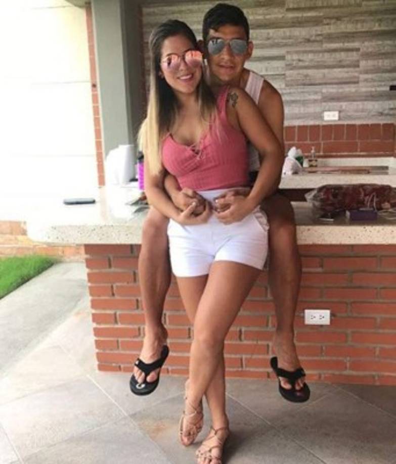 El jugador paraguayo denunció a su compañero con los directivos del equipo tras darse a conocer que le mandó mensajes comprometedores a su chica.