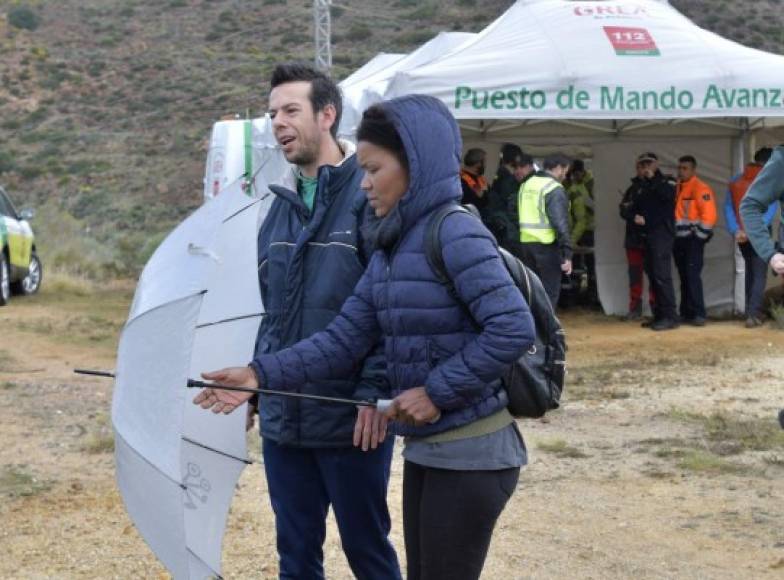 Almeria (España), 01/03/2018.- AL01 ALMERIA 11/03/2018. Fotografía de archivo del 01/03/2018 de Ángel Cruz (i), padre del niño desaparecido en Níjar, y su pareja Ana Julia Quezada, durante el segundo dia de busqueda del pequeño Gabriel. Las fuerzas de seguridad han encontrado en el maletero de Ana Julia el cadáver de Gabriel Cruz, el niño de 8 años desaparecido el 27 de febrero en Las Hortichuelas, en Níjar (Almería),