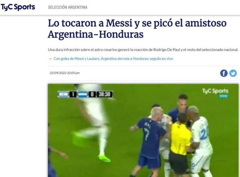 TyC Sports se refirió de esta manera sobre el codazo de Deybi Flores a Messi.