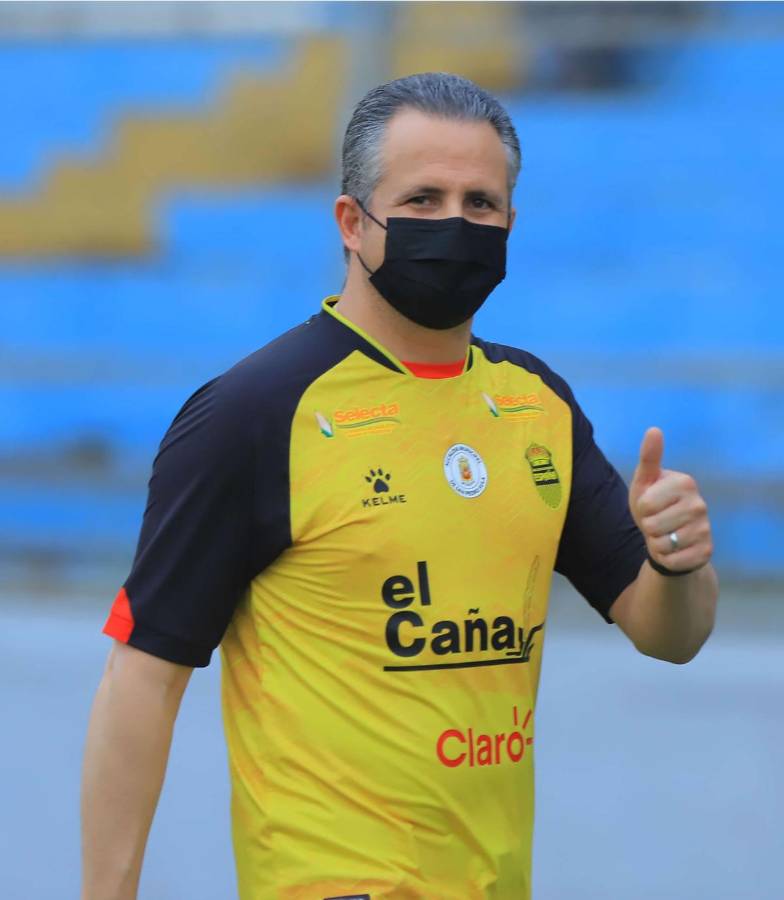 Elías Burbara: El responsable soy yo, aunque no sea el que falla el gol abajo del marco