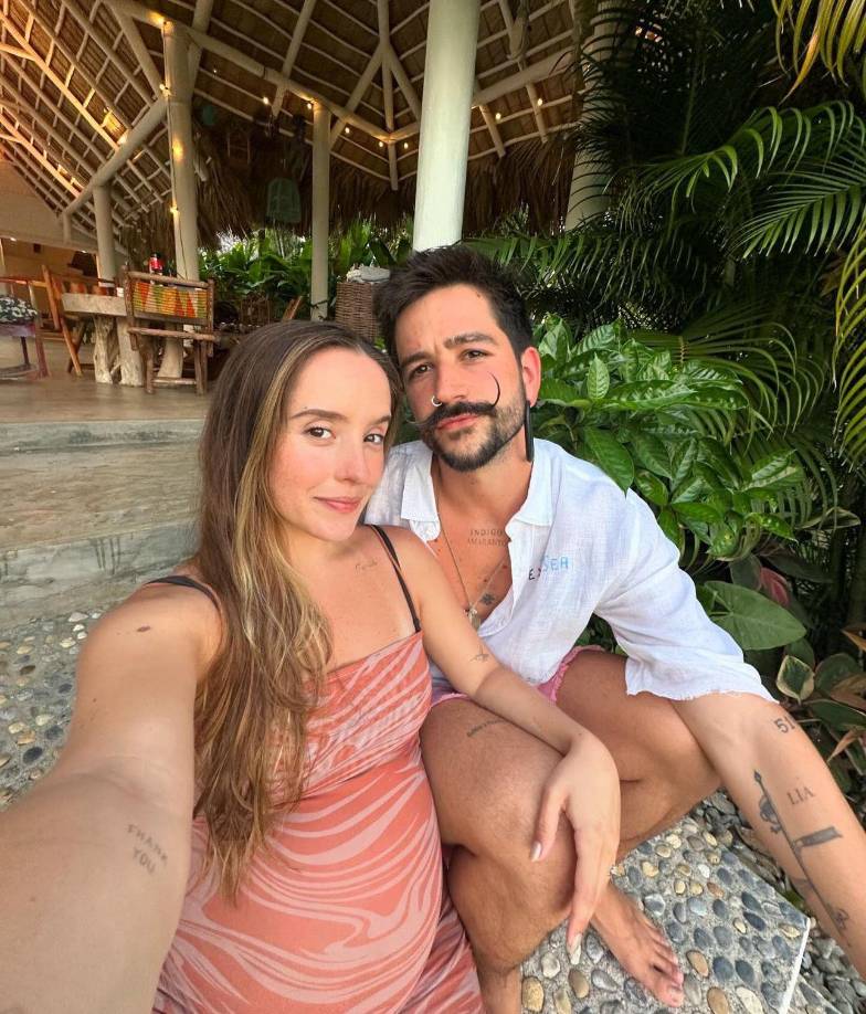 ”Arriba los tíos”, escribió en uno de los comentarios Ricky Montaner, hermano de Evaluna. 