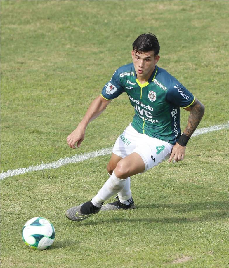 7. André Orellana (Marathón, central).