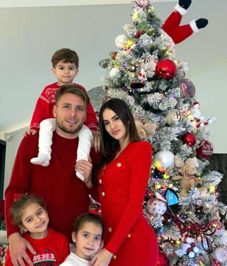 Ciro Immobile, delantero de la Lazio, pasando una Navidad en familia y confinado por el coronavirus.