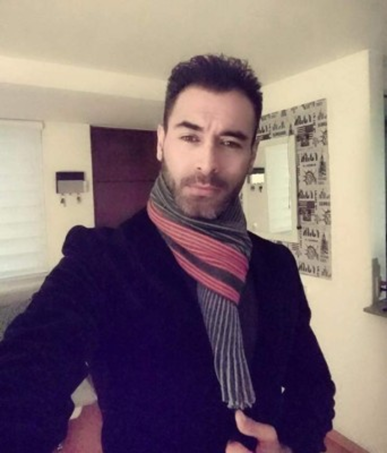 El talentoso actor salió a desmentir una publicación de la revista TV Notas que afirmaba que se encontraba entre la vida y la muerte el pasado 20 de octubre. 'Hola a todos. Estoy bien no se preocupen, sólo un poco alejado de las redes, mil gracias por su apoyo y comentarios', indicó.