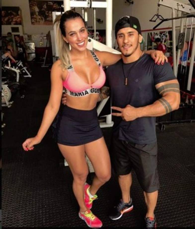 Para tener ese cuerpo, al gimnasio acude por varias horas.