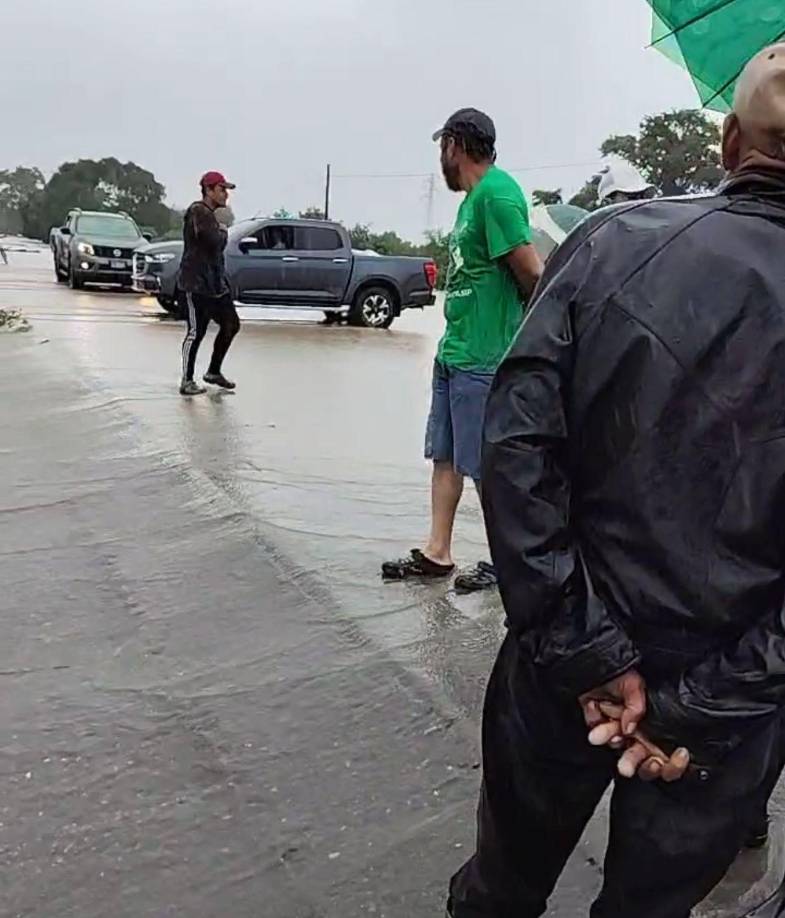 Según pronósticos de Copeco, la tormenta Sara se encuentra estacionada en las costa de los departamentos de Gracias Adios, Colón y Atlántida.
