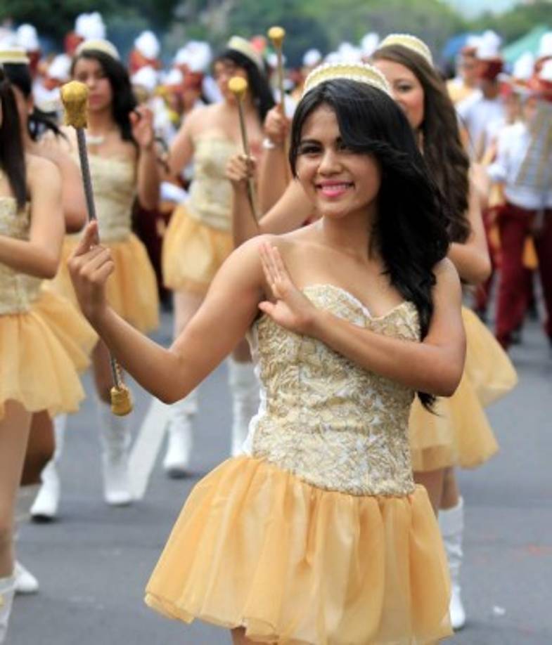 Una bella palillona de Tegucigalpa.