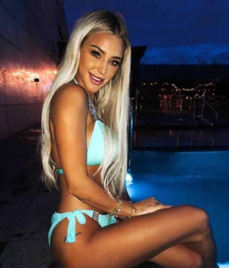 Taylor Ward fue novia de otro futbolista de la Premier League. Se trata del defensa inglés del Everton, Mason Holgate, de 22 años.