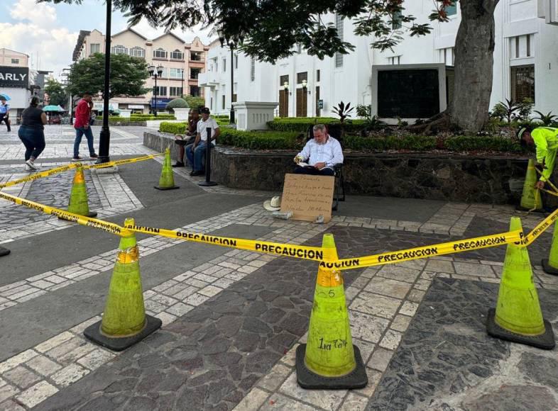 Roberto Contreras suspende huelga de hambre en San Pedro Sula
