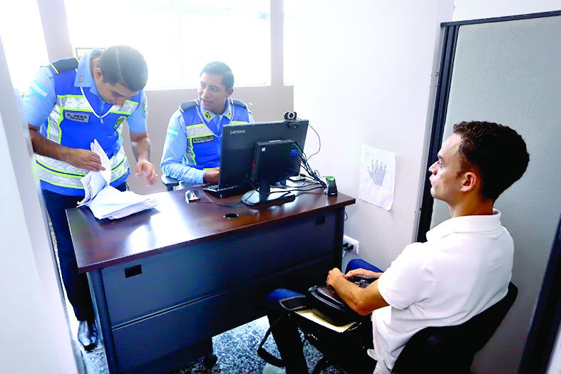 A 475 conductores les han cancelado la licencia de por vida