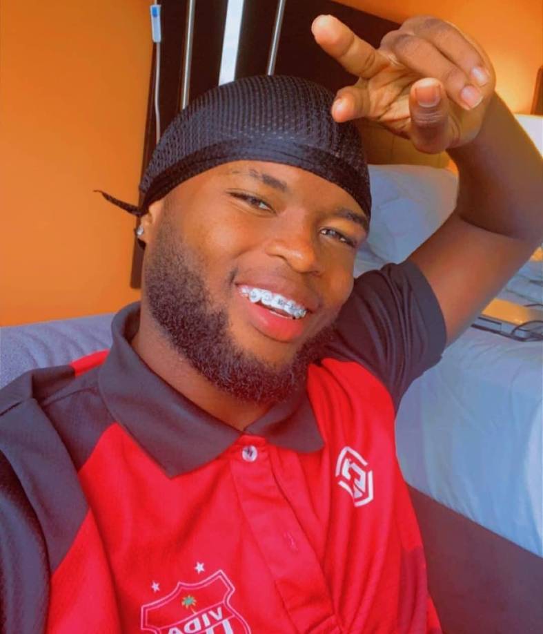 Elison Rivas: Cuenta con 22 años de edad y milita en el Vida de La Ceiba. Poco a poco ha resurgido en los últimos meses.