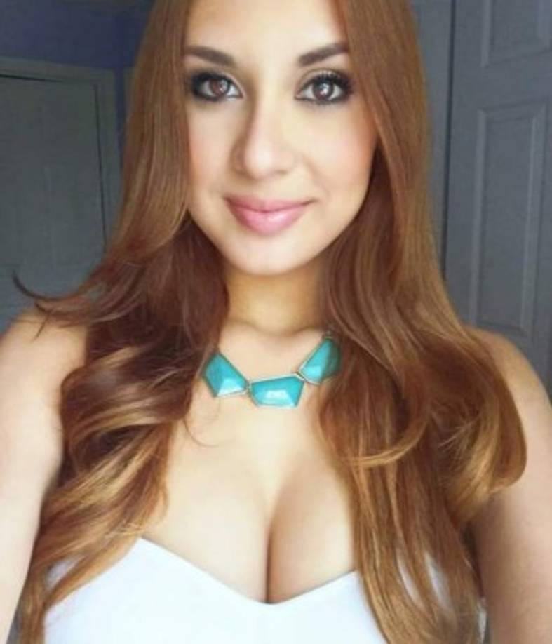 Natalie Escalón hace arder las redes sociales con su belleza.