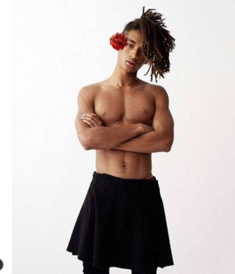A mediados de 2015 causó conmoción luego de que salió a la luz la campaña Primavera - Verano 2016 de la firma Louis Vuitton, en donde Jaden aparecía usando falda, sumándose a la tendencia del “género fluido”, una corriente que apuesta por evitar etiquetas sobre lo femenino y masculino. <br/>