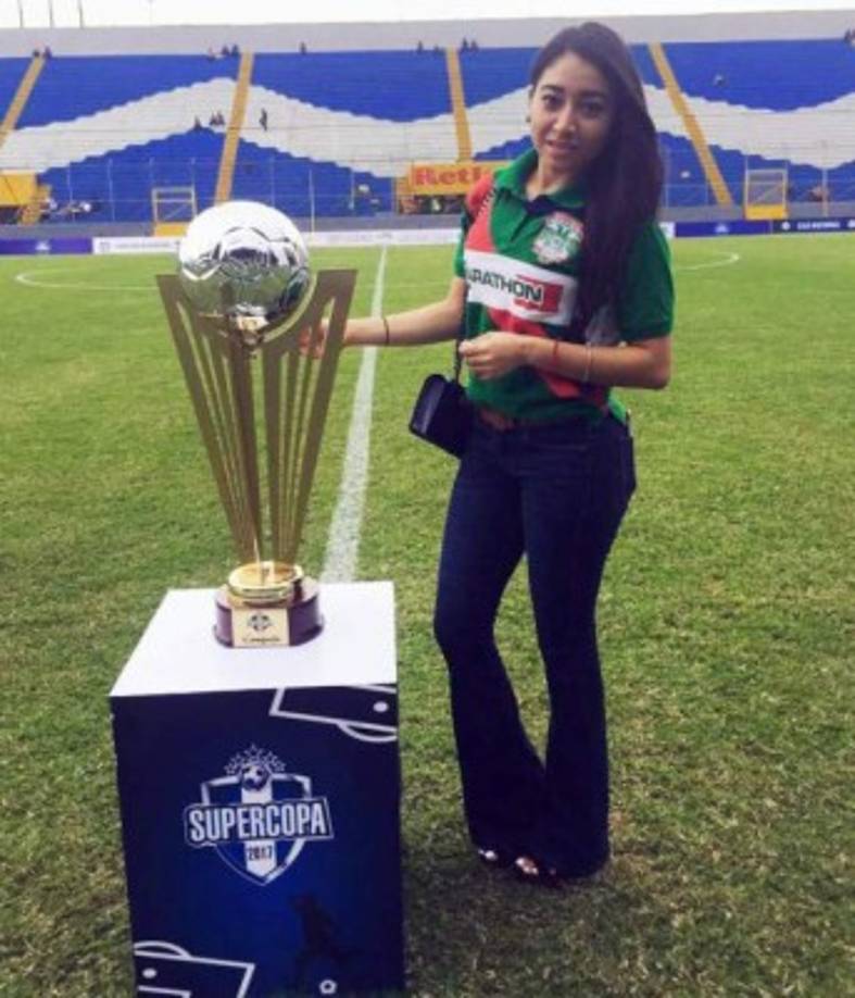 Berenice Padilla: Hermosa chica que labora como relacionadora pública del Marathón. En su momento ha laborado como edecán.