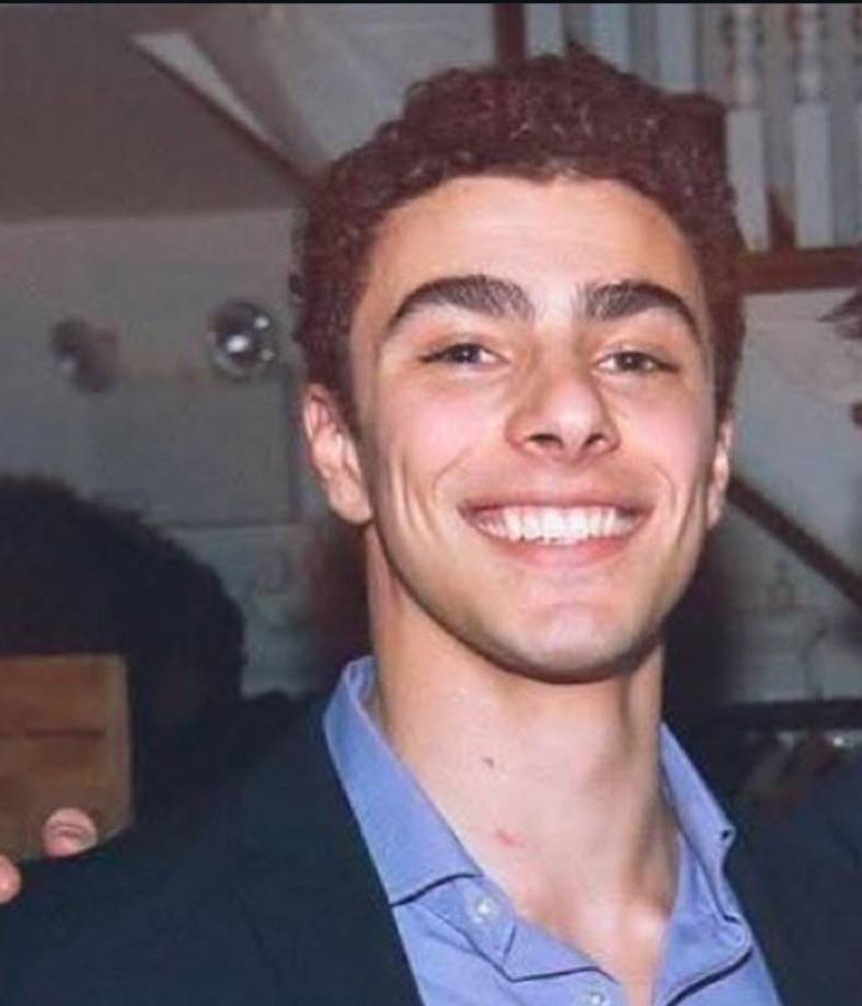 El veinteañero nació y se crio en Maryland, y ha vivido en San Francisco, Pensilvania y Hawái, según la Policía.