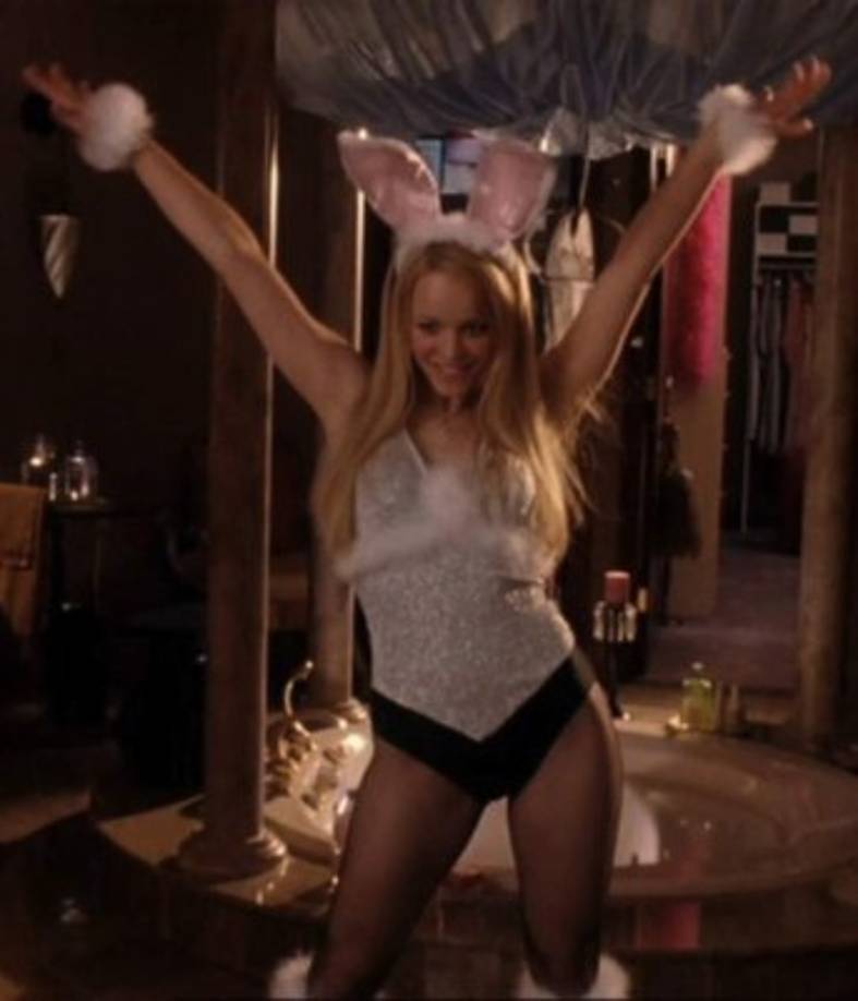 REGINA GEORGE<br/>¿Alguien recuerda cuando Linsay Lohan hacía buenas películas? Pues el 'Chicas Pesadas' tuvo que enfrentarse a las maldades de Regina George, la chica más popular de su escuela secundaria, en un papel interpretado por la guapa Rachel McAdams.