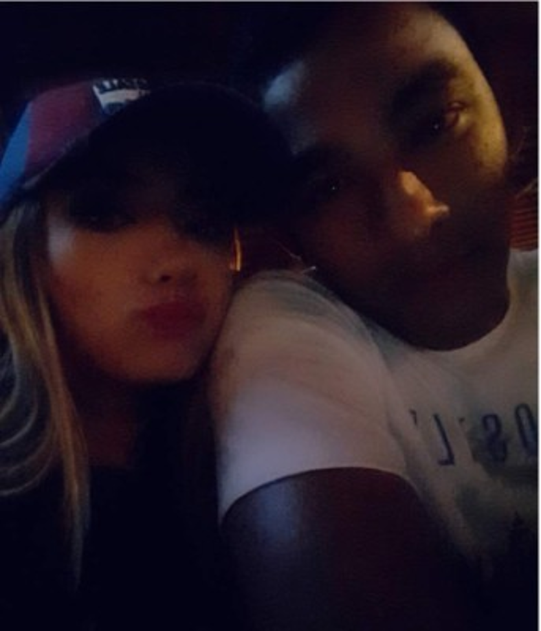 Comenzaron su relación antes de que el portero se fuera a Guatemala en donde estuvo durante unas temporadas con el Xelajú de la primera división chapina.