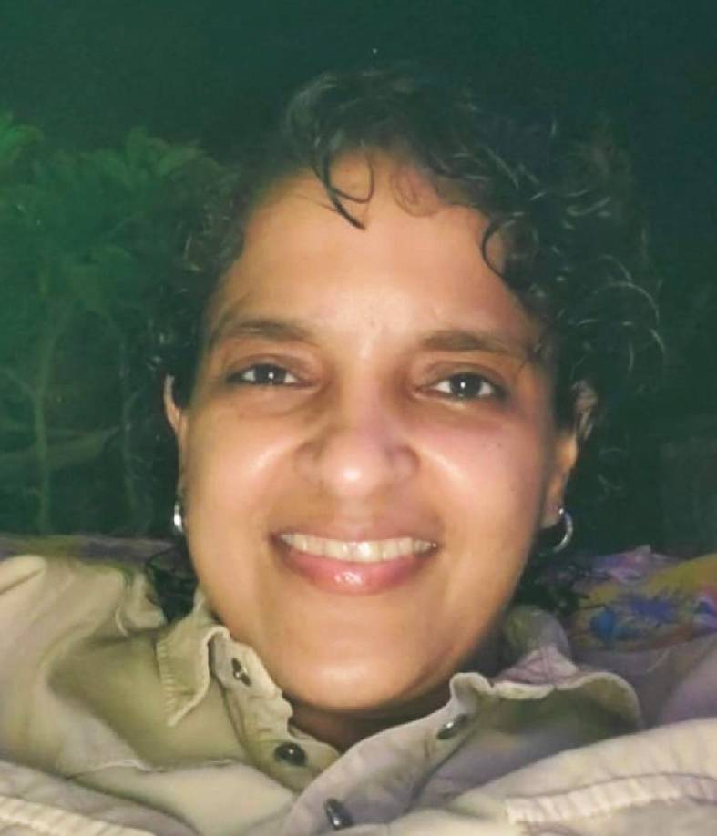 “Por este medio hacemos llegar nuestras sinceras condolencias a su madre, la reconocida abogada Luisa Cabrera y demás familiares. Sus restos están siendo velados en Funerales San Juan de esta ciudad. A las 2:00 pm habrá una misa de cuerpo presente en la Catedral de El Progreso y seguidamente su sepelio en el Parque Memorial Hall”, confirmó el empresario progreseño Juan Bendeck.