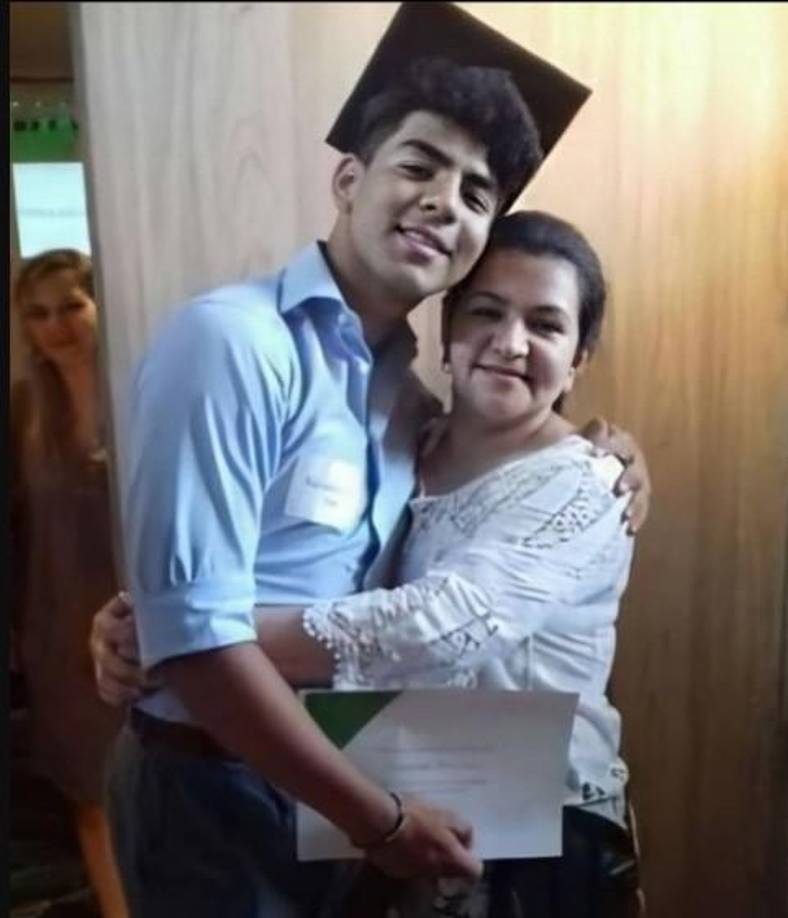 La víctima era Fernando Báez Sosa, residente en Buenos Aires e hijo de dos inmigrantes paraguayos, que fue emboscado al salir de la discoteca Le Brique, a la que también había ido el grupo de amigos, con quienes dentro del local había protagonizado un incidente.