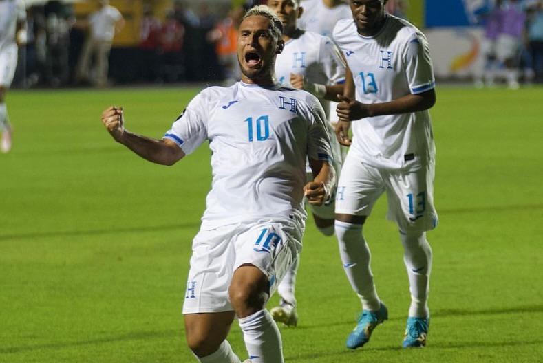 Honduras: Cuatro sorpresas y diez bajas en convocatoria para las eliminatorias