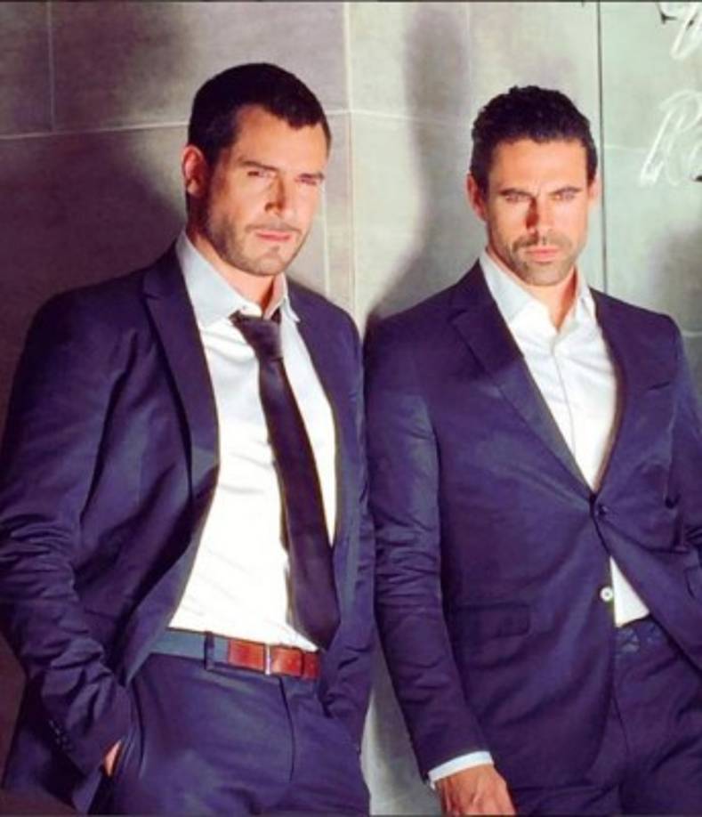 Emmanuel Esparza y Rafael Novoa hicieron oficial la noticia en sus cuentas de Instagram 'ueno pues llegó el momento! Estos 2 se van para #mexico a grabar la 5 temporada de @elsenordeloscielos', escribió el actor junto a esta foto.