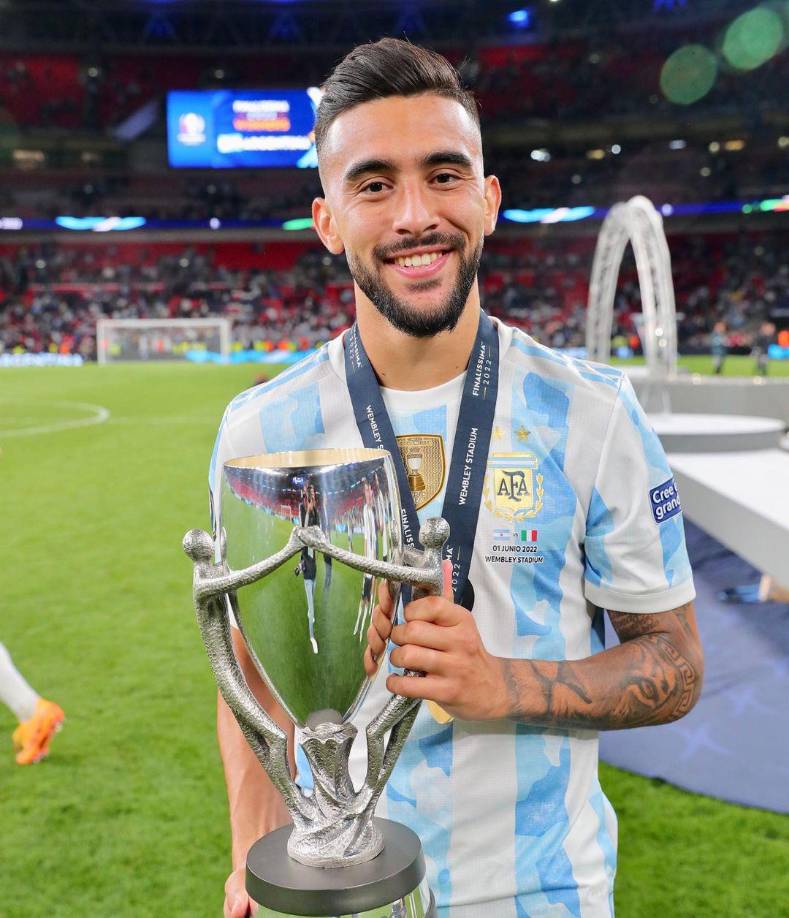  A Nicolás González se le asignó el dorsal 15.