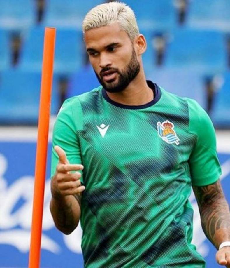 El diario Sport informa que el Barça vuelve a pensar en el brasileño Willian José para reforzar el ataque de la plantilla. El delantero de la Real Sociedad ya ha se ha encontrado en más de una ocasión en la agenda del equipo azulgrana. El club estaría planteándose seriamente su incorporación.