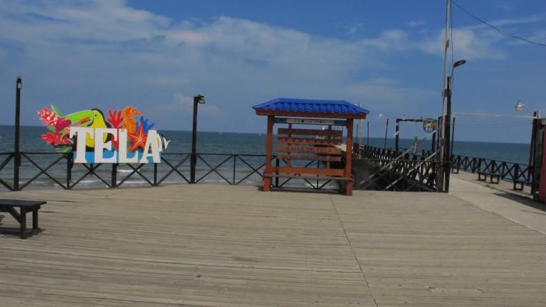 El impacto al turismo en Tela tras ataque de tiburón