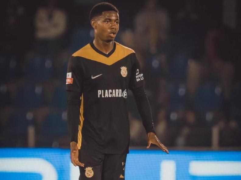 Legionario hondureño sorprende al casarse con hermosa modelo en una romántica boda