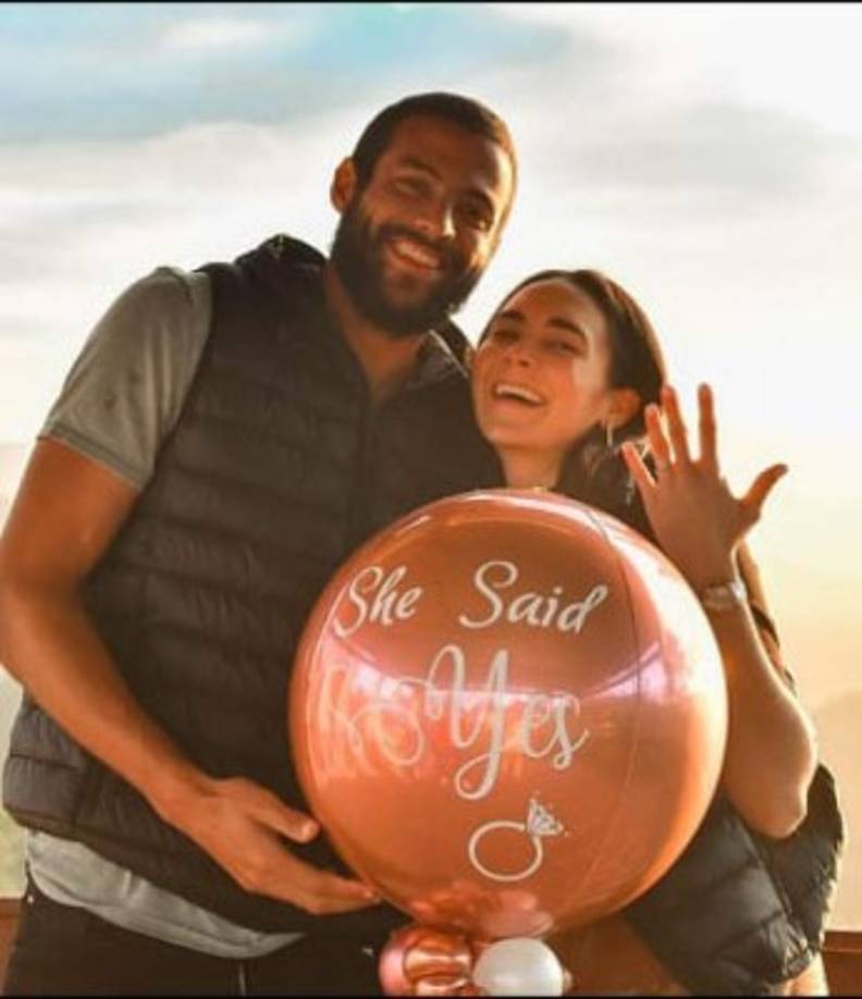 Edrick Menjívar, guardameta de Olimpia, atajó al amor de su vida y se casó con Takashi McNab.