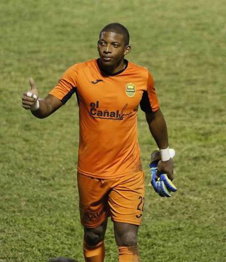 Según el periodista Julio Cruz, el Motagua le presentó una oferta formal a Luis Aurelio “Buba” López, quien se quedó sin contrato en el Real España.