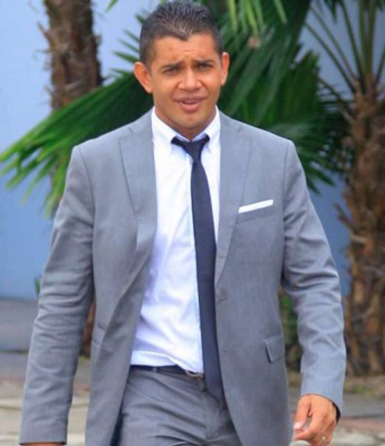 'Nuevo proyecto, nuevo reto. Gracias Dios por esta bendición, en tus manos Padre con tu guía y bajo tu control. Vamos con todo', ha dicho Amado Guevara tras ser nombrado como nuevo seleccionador de Puerto Rico.