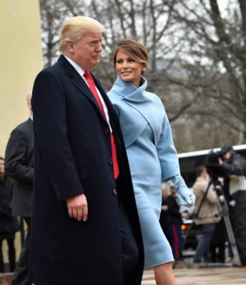 Melania sin duda se muestra feliz en esta gran día para su esposo.