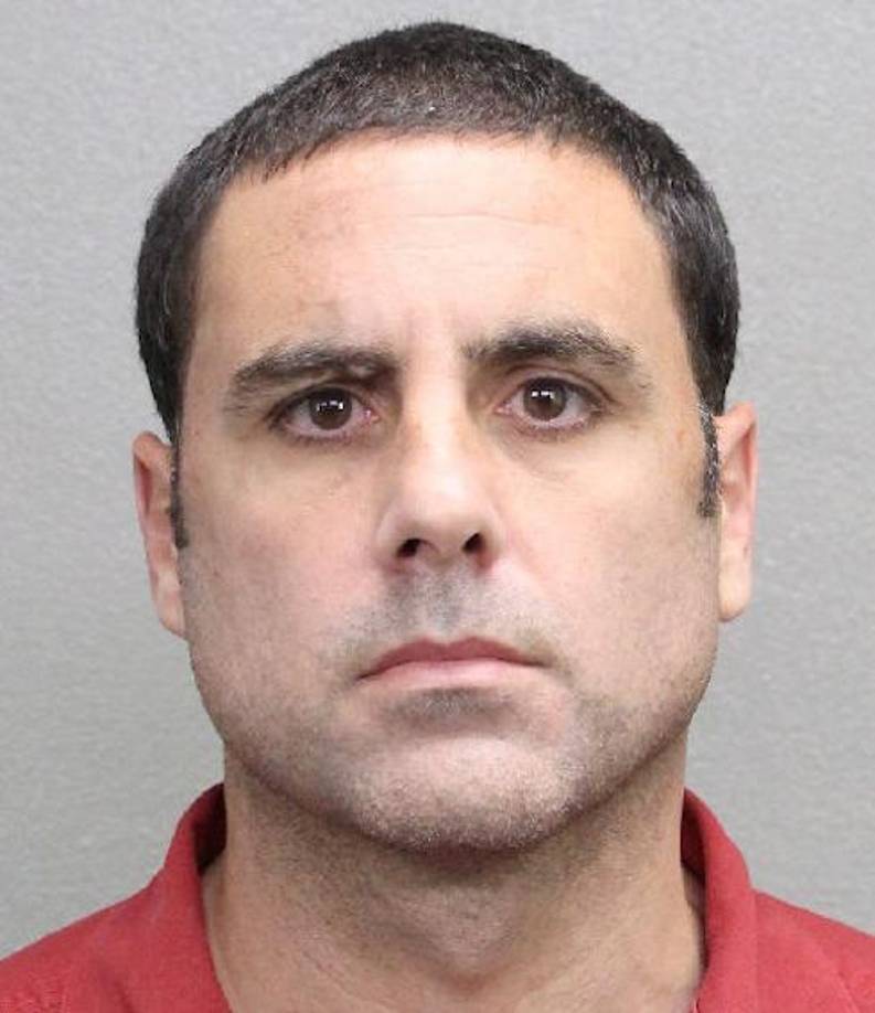 En 2019, un jurado popular volvió a condenar a Ibar por los asesinatos, pero esta vez a cadena perpetua.