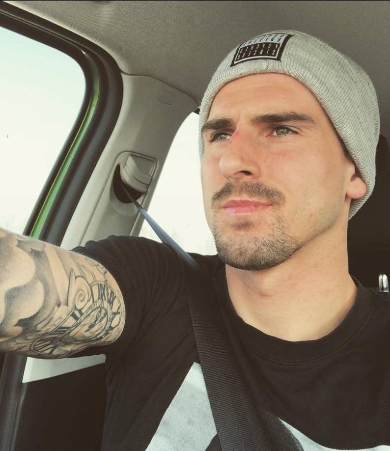  En el año 2016 le diagnosticaron leucemia por primera vez, y desde entonces había vivido varios periodos de recuperación y recaídas.