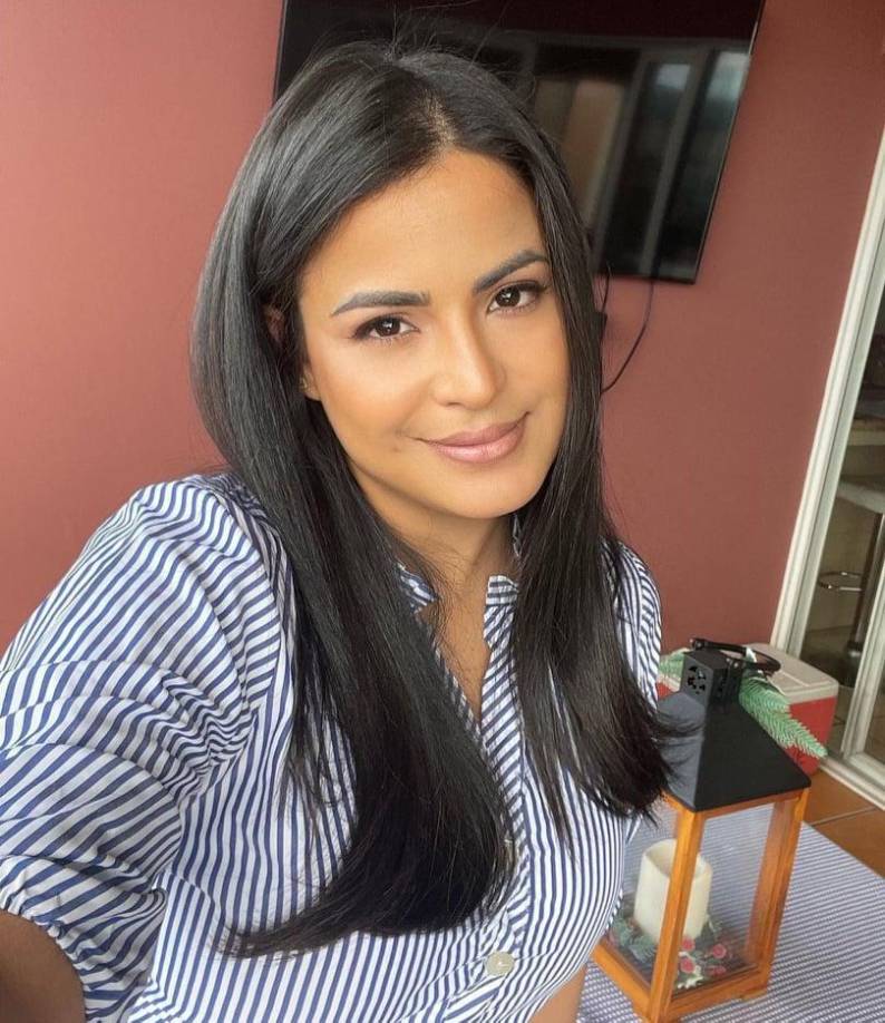 Samantha Velásquez Haylock: La bella periodista hondureña es aficionada al Club Deportivo Olimpia.