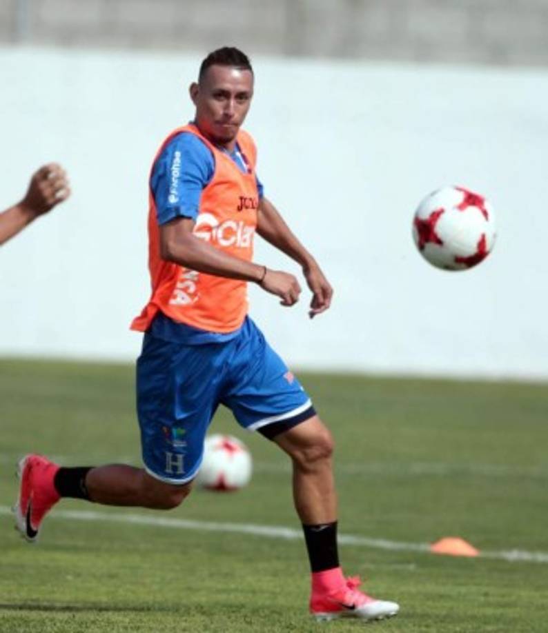 El seleccionador de Honduras colocará también a Erick Andino como volante de llegada.