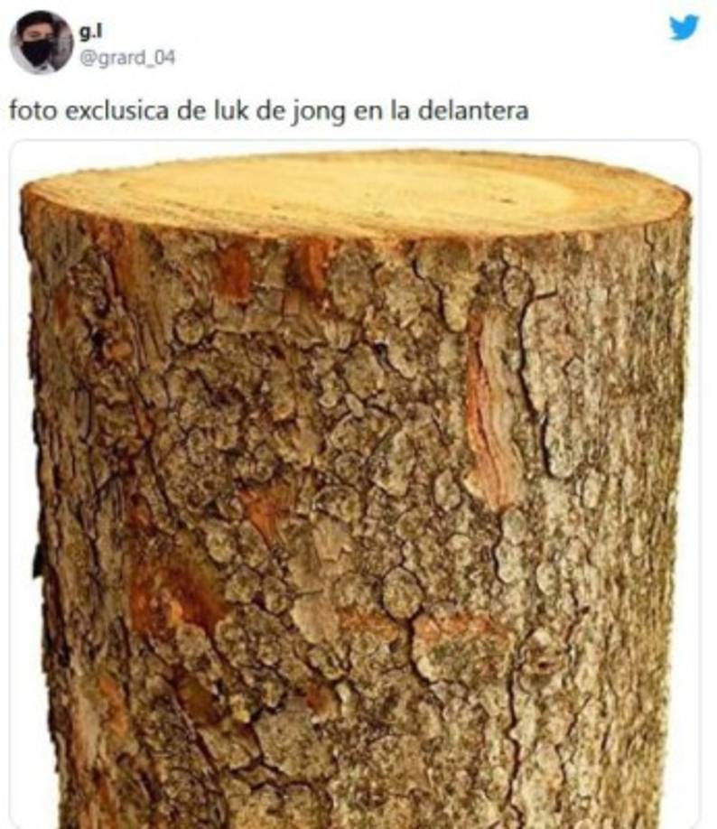 Luuk de Jong hizo su debut con Barcelona y no hizo absolutamente nada ante Bayern Múnich.