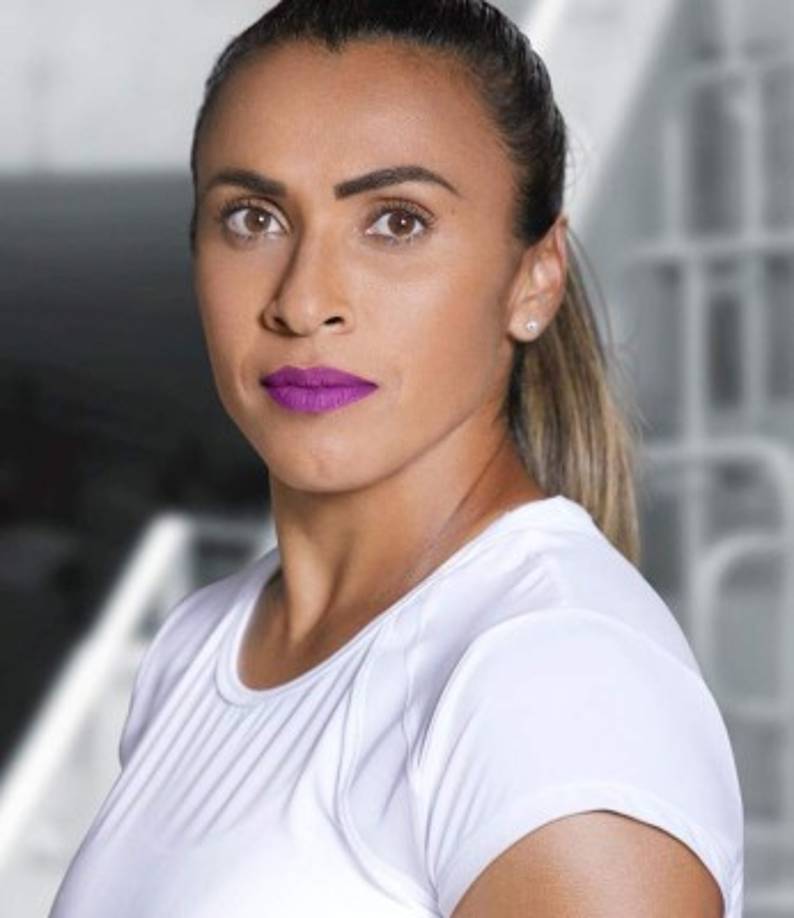 Antes de llegar al Orlando Pride, Marta jugó en varios equipos de Suecia, Estados Unidos y Brasil.