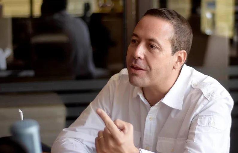 Carlos Eduardo Reina reconoce que la corrupción y el crimen permearon en Libre