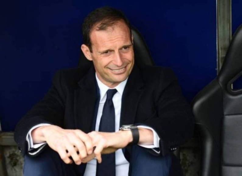 Massimiliano Allegri es el entrenador de la Juventus y con la llegada de Cristiano Ronaldo tendrá un equipazo en cada 11 titular.