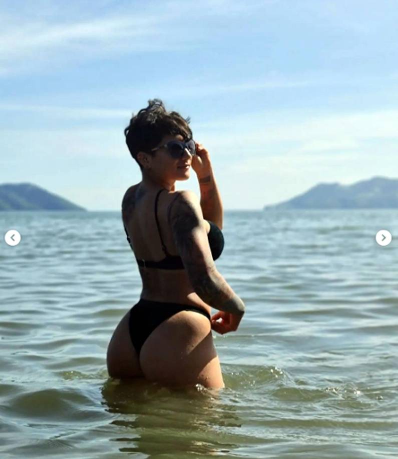 Aileen López revela cuál es la parte de su cuerpo que más le gusta. “Mis glúteos, me encantan mis pompis, ahora están creciendo más por el gym, me gustan porque no me cuesta sacar más y al momento de que trabajo las piernas también las trabajo a ellas”.