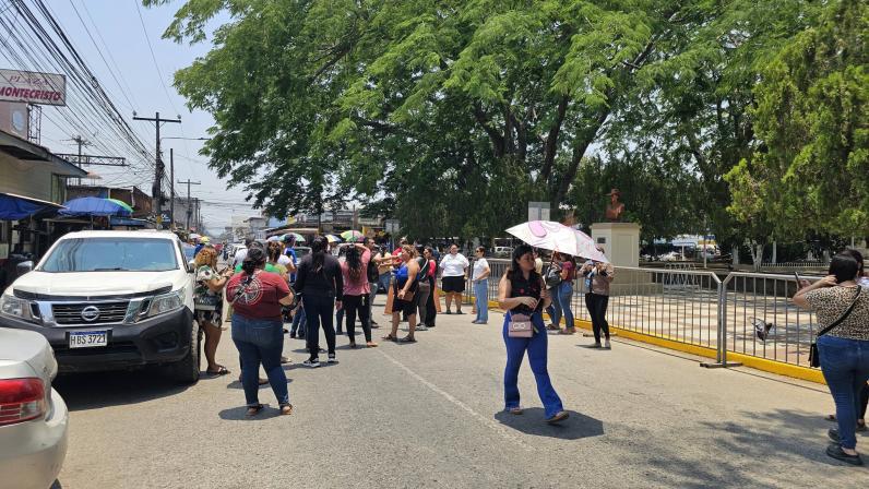 ¿En qué quedó el pleito entre emprendedoras y la municipalidad de El Progreso?