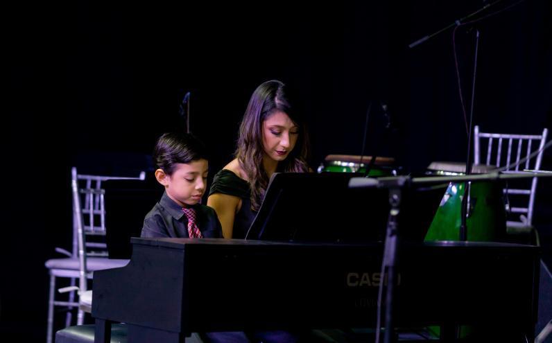 Allegro Music Studio brinda su último show musical del año