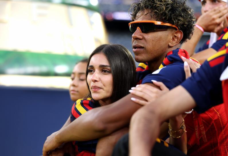 Lamine Yamal recibe fuerte advertencia sobre su novia Inés García