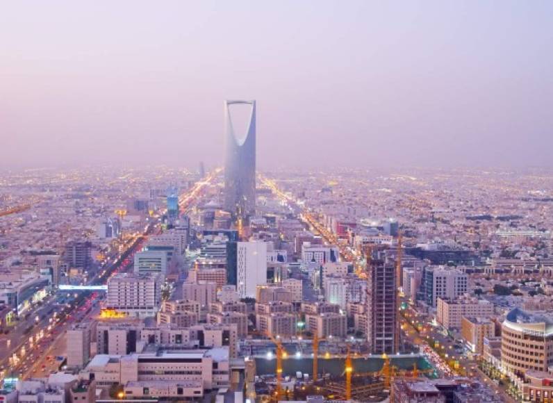 2. Arabia Saudí<br/><br/>Número de barriles de petróleo que podrían ser extraídos: 266.200 millones. <br/>