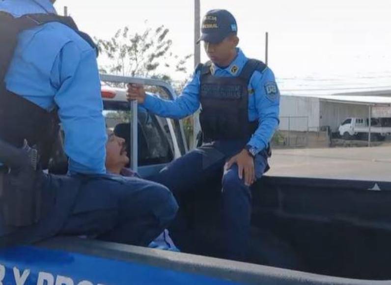 El religioso fue sorprendido por agentes policiales cuando venía de una prédica desde el municipio de Catacamas. 