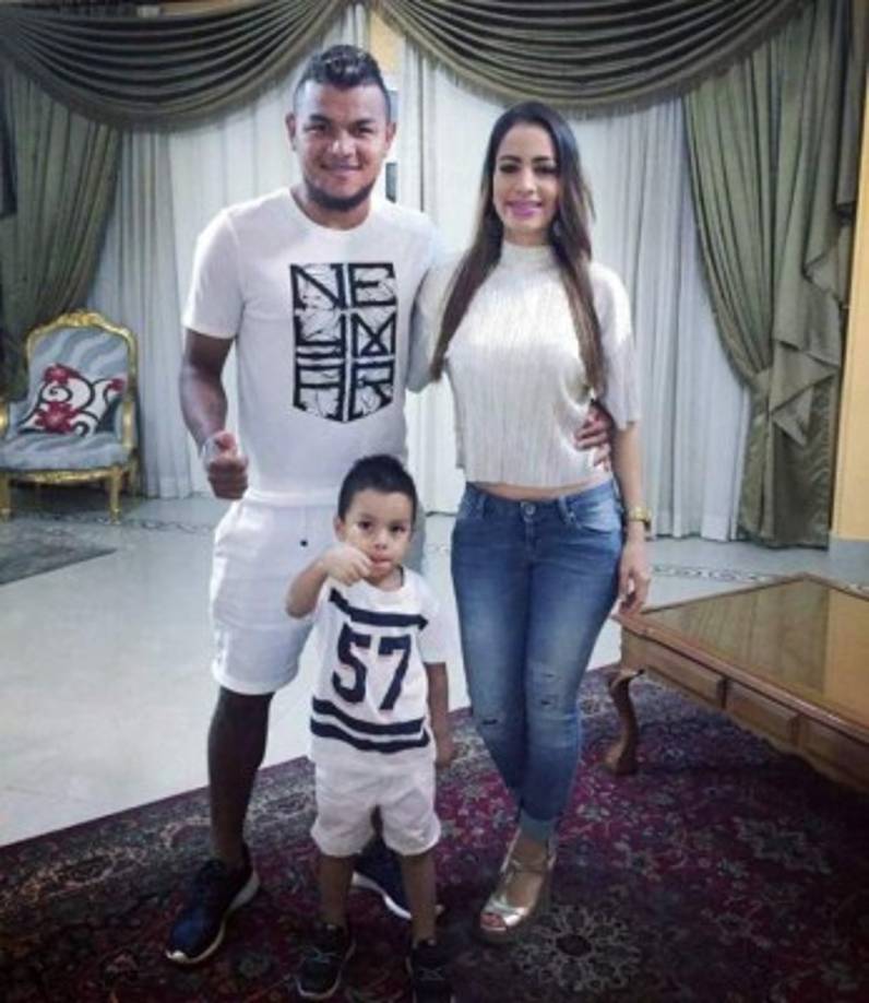 Erika Cabrera es una de las bellas madres del fútbol hondureño.